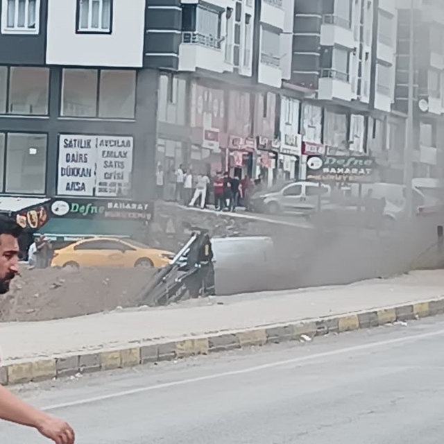 Bitlis'te doğal gaz hattında patlama