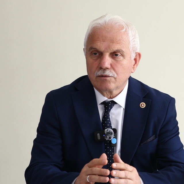 TBMM Dijital Mecralar Komisyonu Başkanı Elmas'tan, "Dijital Telif Yasası" a...