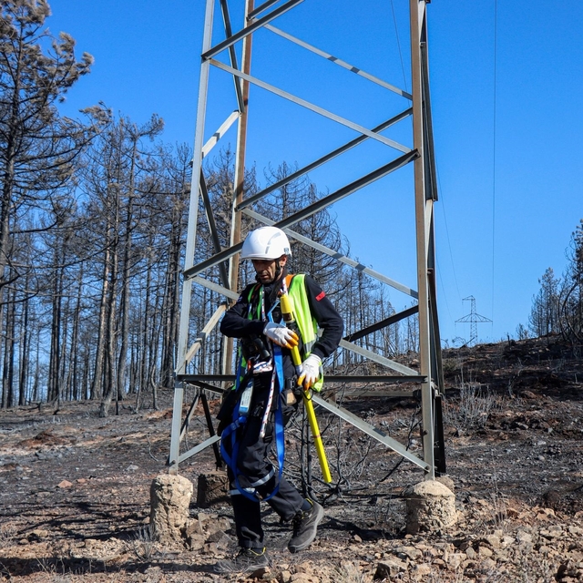 Bursa'daki orman yangını 4'üncü gününde; yanan alanlar dronla görüntülendi...