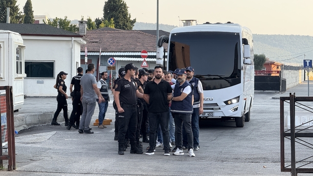 Gaziantep'te kurşunlama olaylarına karışan 15 şüpheli adliyede