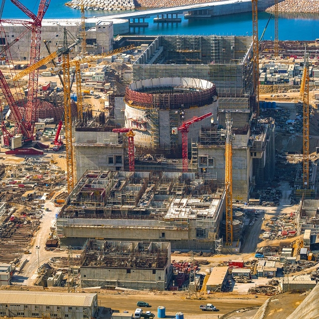 Akkuyu NGS, 3'üncü güç ünitesinin türbin binasında duvar betonlama çalışmal...