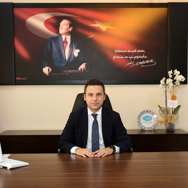 Üzümlü Kaymakamı Karadağ göreve başladı