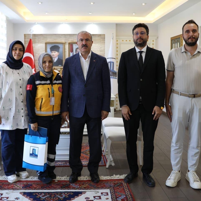 Boğazına mama kaçan bebek ATT'nin telefondaki müdahalesiyle hayata döndürül...