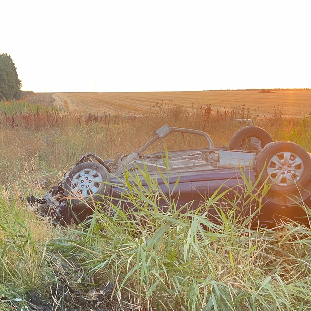 Tekirdağ'da devrilen otomobildeki 2 kişi öldü
