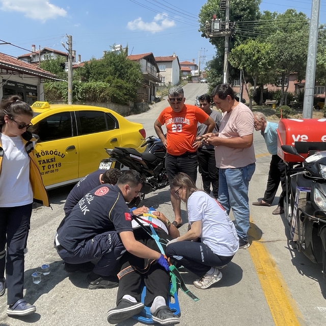 Bolu'da taksiyle çarpışan motosikletin sürücüsü yaralandı