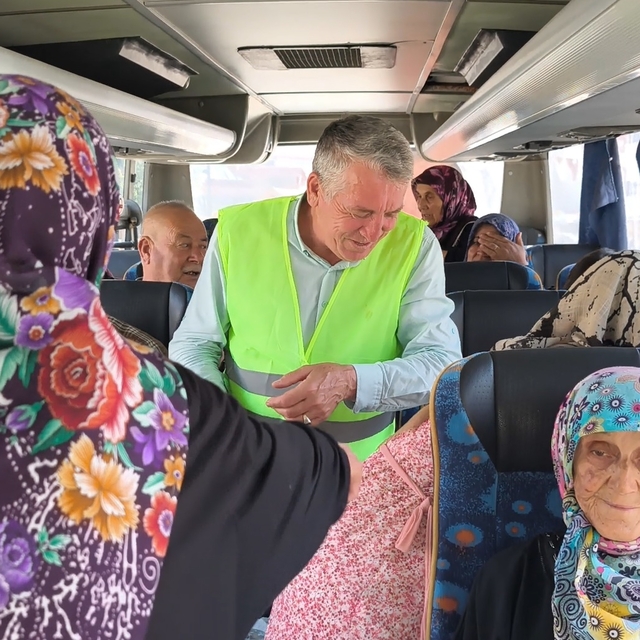 Bursa'da yanan ormanlar dronla görüntülendi; soğutma çalışmaları sürüyor (7...