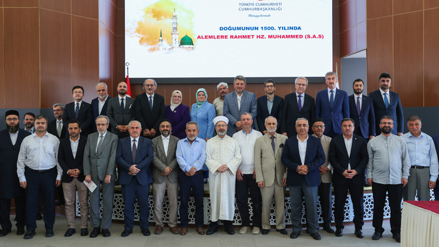 Diyanet İşleri Başkanı Erbaş, "1500. Mevlid-i Nebi Yılı STK Temsilcileri İstişare Toplantısı"nda konuştu: