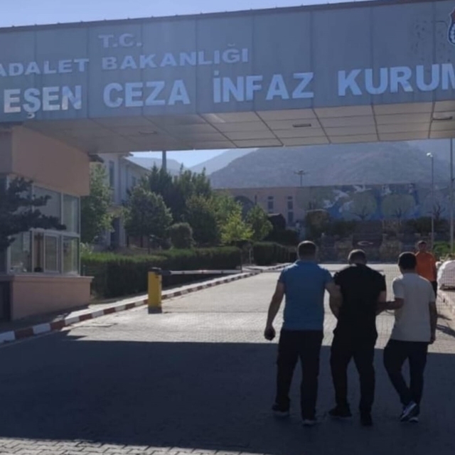 Fethiye'de 49 yıl hapis cezası bulunan hükümlü yakalandı