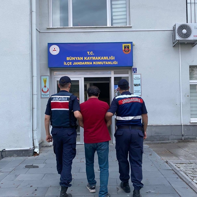Kayseri'de firari FETÖ hükümlüsü yakalandı