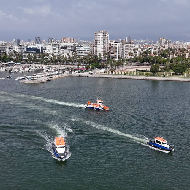 Mersin'de denizi kirleten 91 gemiye yaklaşık 300 milyon lira ceza kesildi