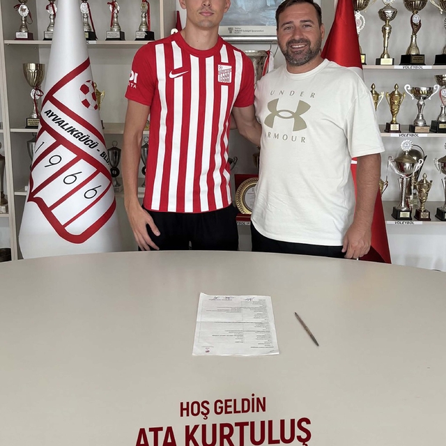 Ayvalıkgücü Belediyespor'dan iki takviye