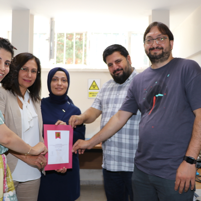 Yoğun bakımda oksijen tedavisi gören hastaları uyanık tutacak proje tescill...