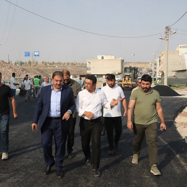 Haliliye Belediye Başkanı Canpolat, belediye çalışmalarını yerinde inceledi