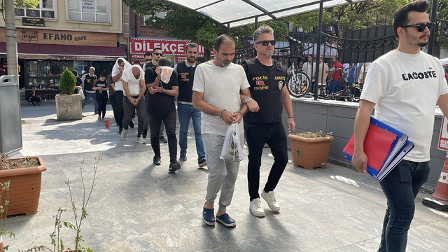 Eskişehir'de dublör kullanarak arsa satışı yaptıkları iddia edilen 7 şüpheli yakalandı