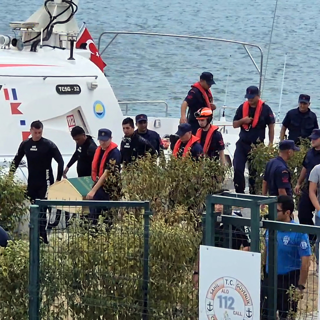 Tekirdağ'da denizde kaybolan çocuğun cansız bedeni bulundu (3)