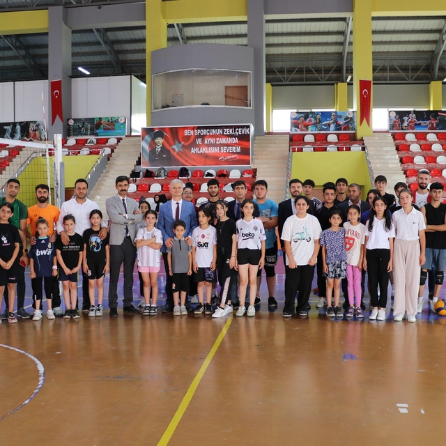 Muş Gençlik ve Spor Müdürü Kılıç, Bulanık'ta spor yatırımlarını inceledi