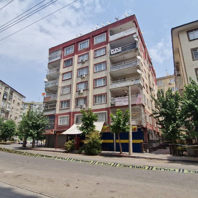 Diyarbakır'da tahliye edilen bina sağlam çıktı