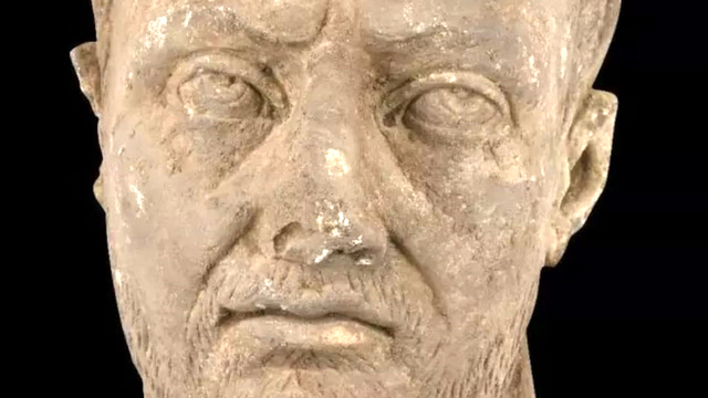 Aspendos kazılarında imparator başı heykeli bulundu