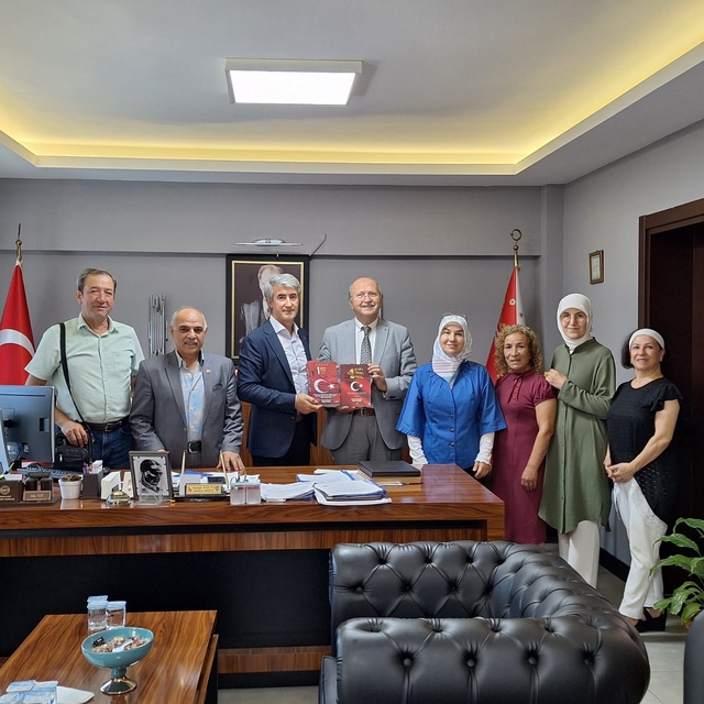 Faruk Anbarcıoğlu, Yıldırım İlçe Emniyet Müdürü Yalta'yı ziyaret etti