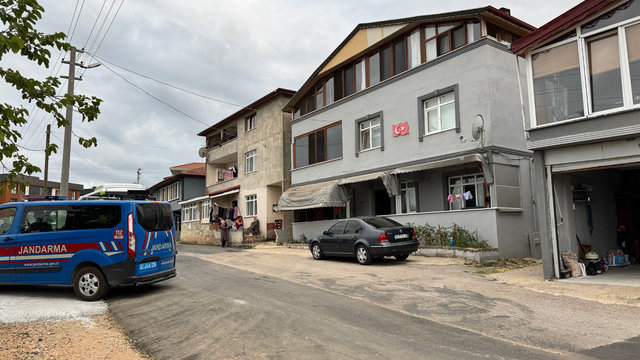 Kocaeli'de silahlı kavgada 5 kişi yaralandı