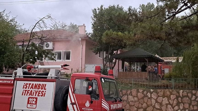 Bartın'da, kaymakamın oturduğu lojman yandı