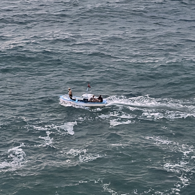 Sinop'ta kayalıktan denize düşen kişi öldü