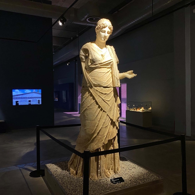 Helenistik Dönem'e ait tek Hestia heykeli, Manisa Müzesi'nde sergileniyor