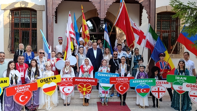 Nallıhan'da Uluslararası Halk Dansları ve Müzik Festivali sürüyor