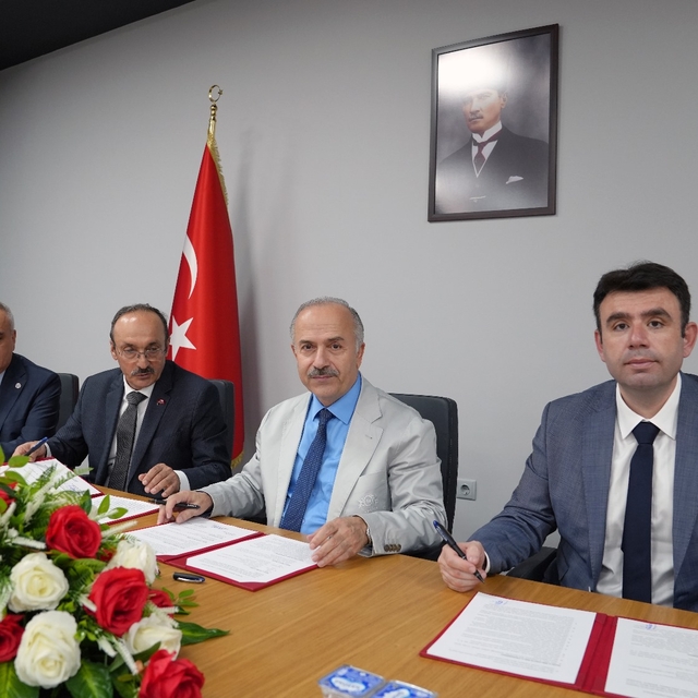 Düzköy Meslek Yüksekokulu'nun arazi tahsis protokolü imzalandı