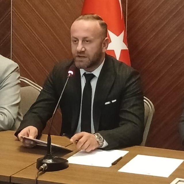 Altay'da Sinan Kanlı yönetime seslendi