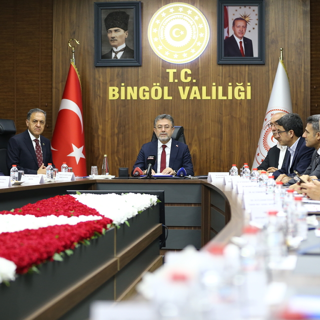 Tarım ve Orman Bakanı Yumaklı, Bingöl'de konuştu: