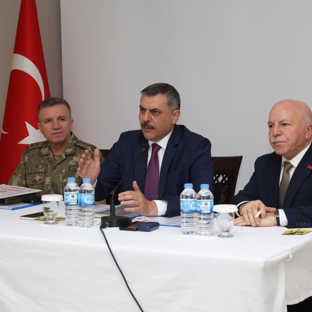 Erzurum'da çoban köpeklerine 'mikroçip' takılacak