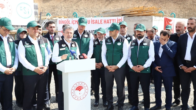 Bakan Yumaklı: Bir kıvılcım koskoca bir ekosistemi yok edebilecek güce ulaşabiliyor (2)