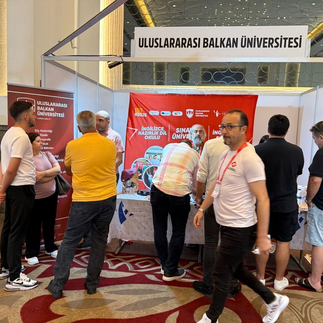 Antalya'da Üniversite Tercih Fuarı düzenlendi
