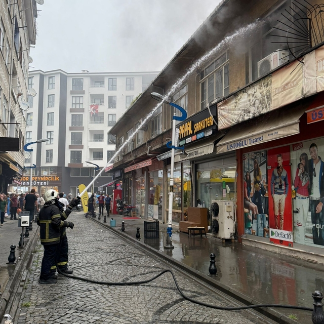 Rize'de depoda çıkan yangın söndürüldü