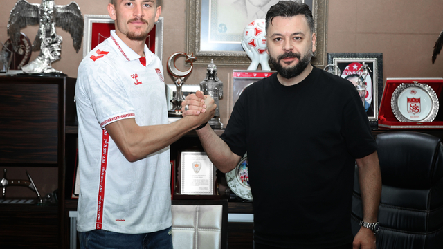 Sivasspor'da Emirhan Başyiğit'in sözleşmesi 2028 yılına kadar uzatıldı
