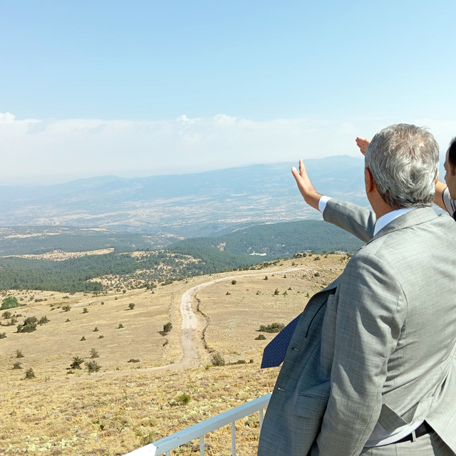 Beypazarı Kaymakamı Coşkun, Karlık Yangın Gözetleme Kulesi'ni inceledi