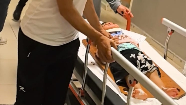 Balkondan düşen 2 yaşındaki Merve ağır yaralandı