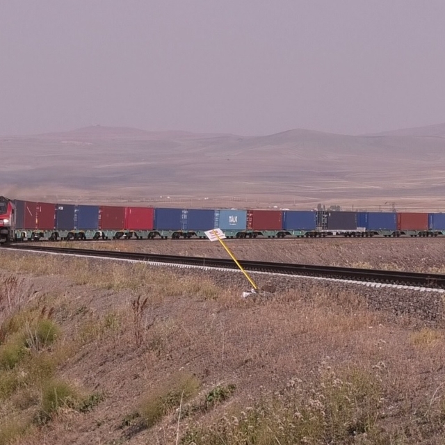 Bakü-Tiflis-Kars Demiryolu hattıyla 7 ayda 250 bin ton yük taşındı