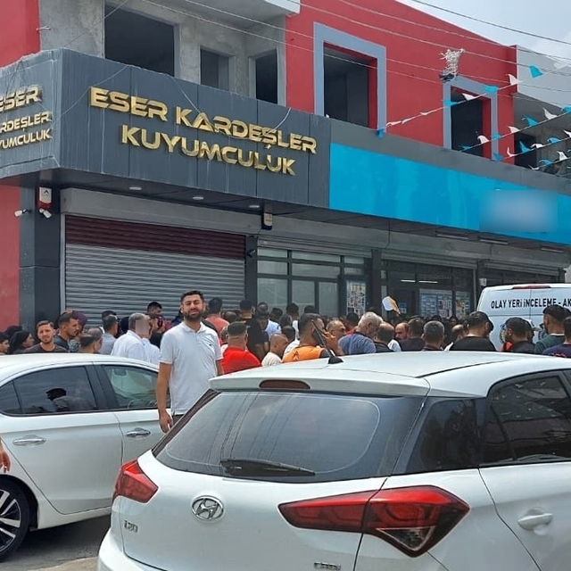 Adana Demirspor'un kalecisi Murat Uğur'un babası, iş yerinde ölü bulundu