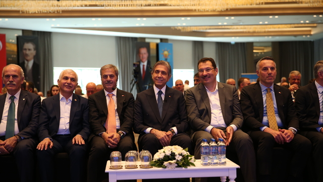 AK Parti Yerel Yönetimler Bölge Toplantısı Sakarya'da yapıldı