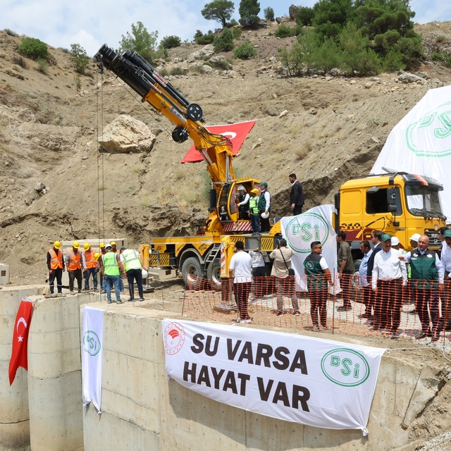 Bakan Yumaklı, Adıyaman'da; Çetintepe Barajı'nda su tutma aşaması başladı