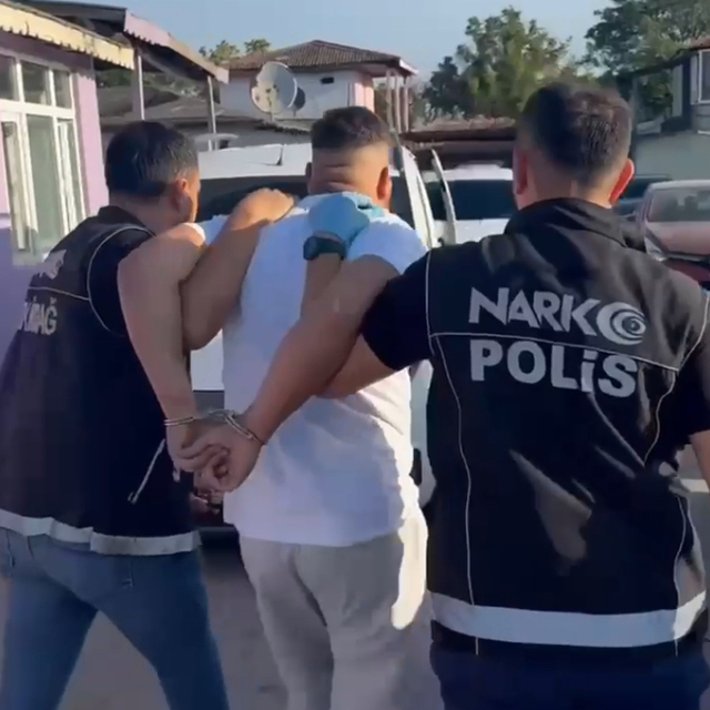 Tekirdağ'da evinde uyuşturucu ele geçirilen zanlı tutuklandı