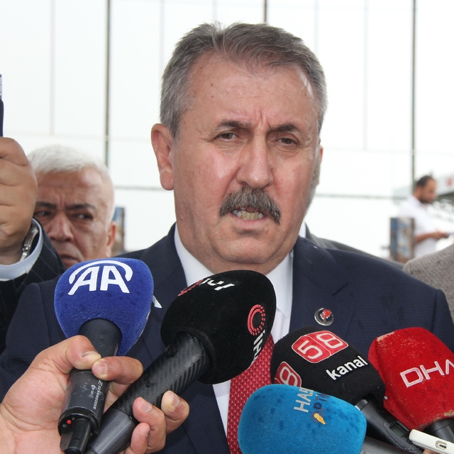 Destici: Biz kesinlikle terör örgütü ve onların elebaşlarına güvenmiyoruz