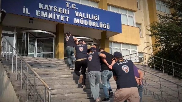Kayseri'de dolandırıcılığa 7 gözaltı