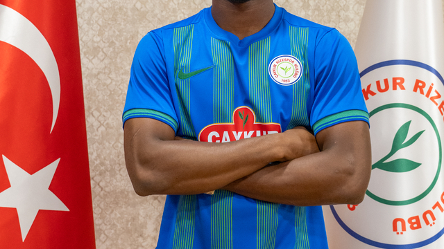 Çaykur Rizespor, Malili oyuncu Modibo Sagnan'ı transfer etti