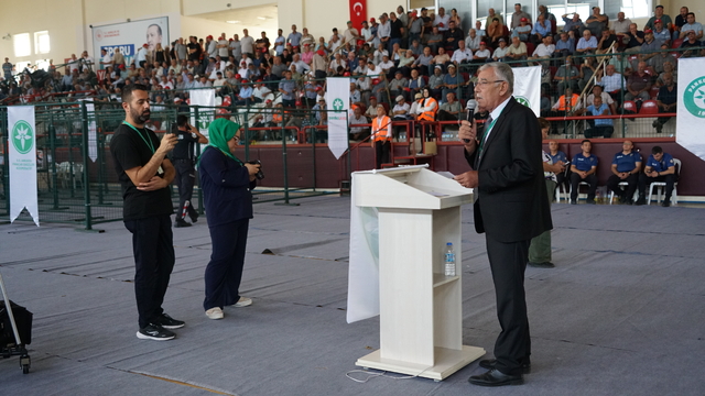 Ankara Pancar Ekicileri Kooperatifi'nde Bıyıkoğlu yeniden başkan seçildi