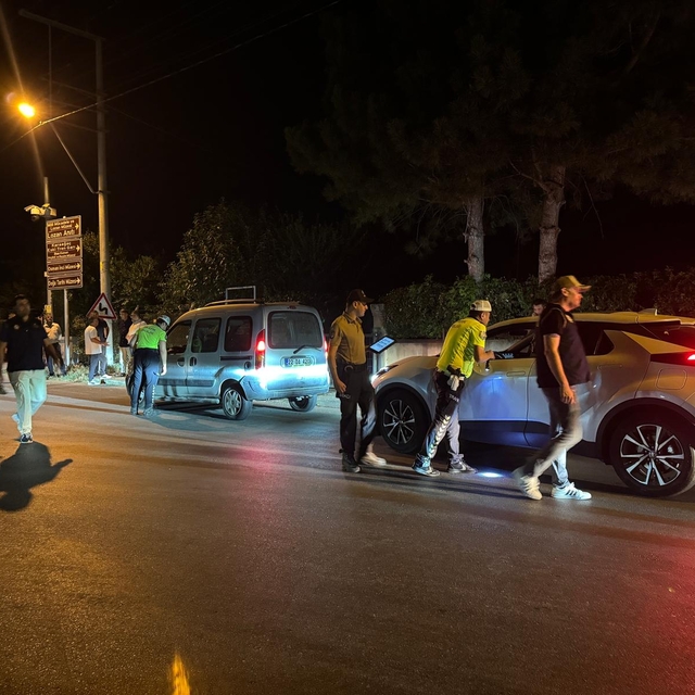 Edirne'de "Terörle mücadele uygulaması" kapsamında denetim yapıldı