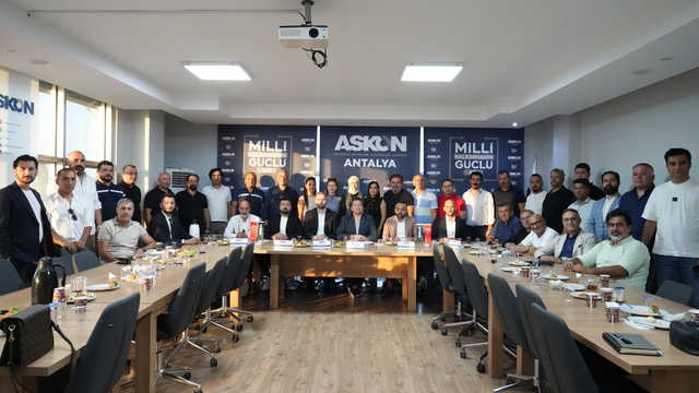 ASKON Akdeniz Bölgesi'ndeki şube başkanları Antalya'da buluştu