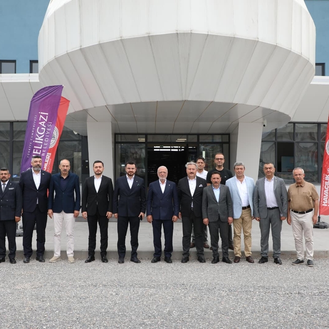 AK Parti Genel Başkanvekili Elitaş, Kayseri'de ziyaretlerde bulundu